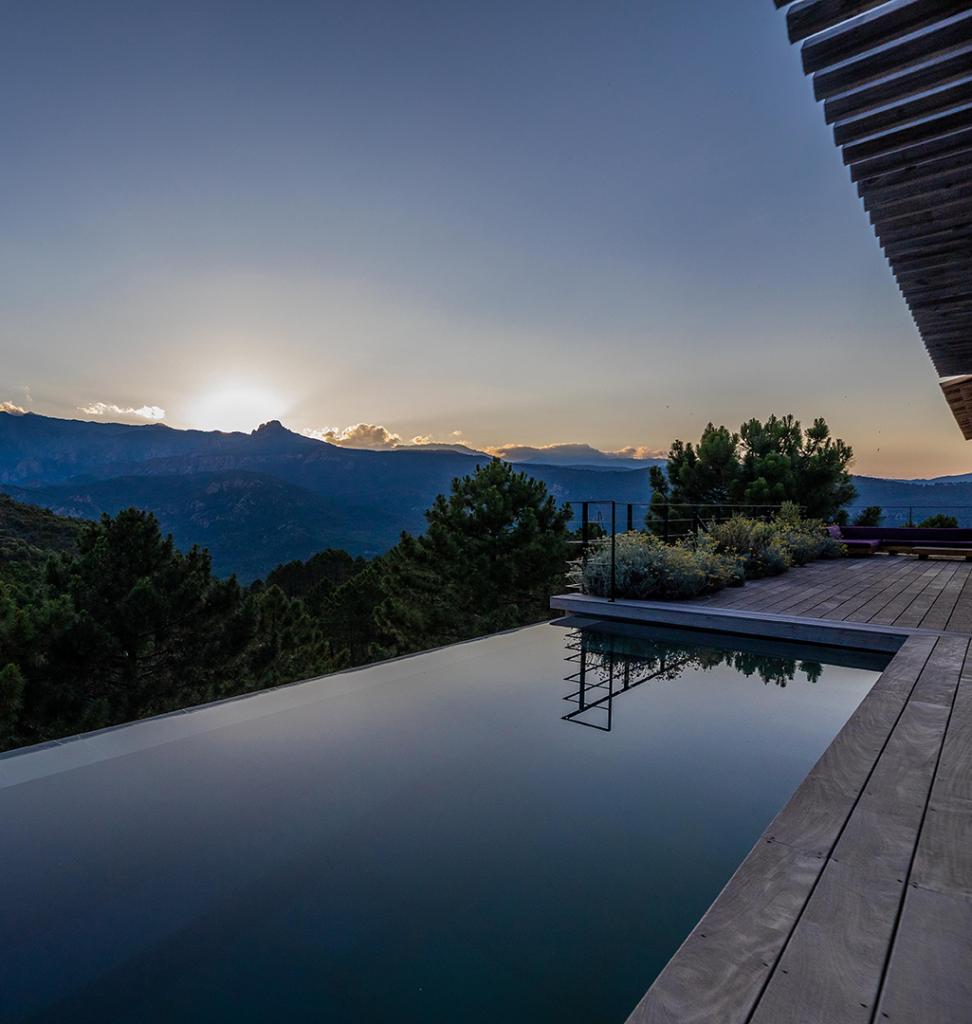 Villa Nature - Séjourner dans la villa - Piscine à débordement