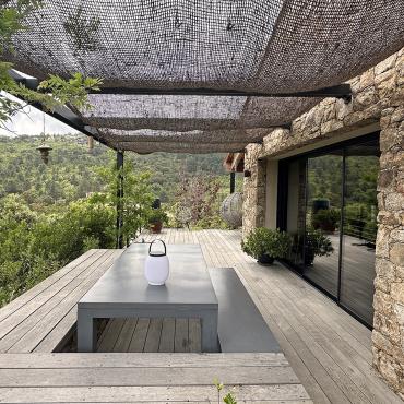 Terrasse Est sous la glycine - Villa Nature - Espaces extérieurs