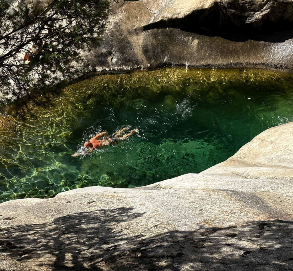 Baignade en corse- Villa Nature - Découvrir Sari-Solenzara et ses alentours