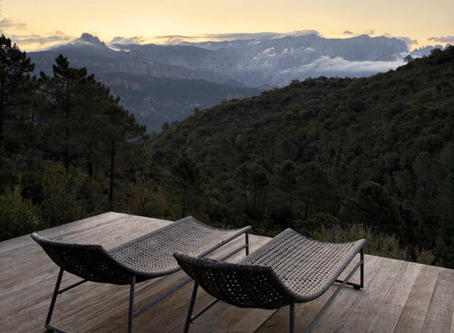 Transats face aux montagnes corses - Villa Nature - Cabane Casella